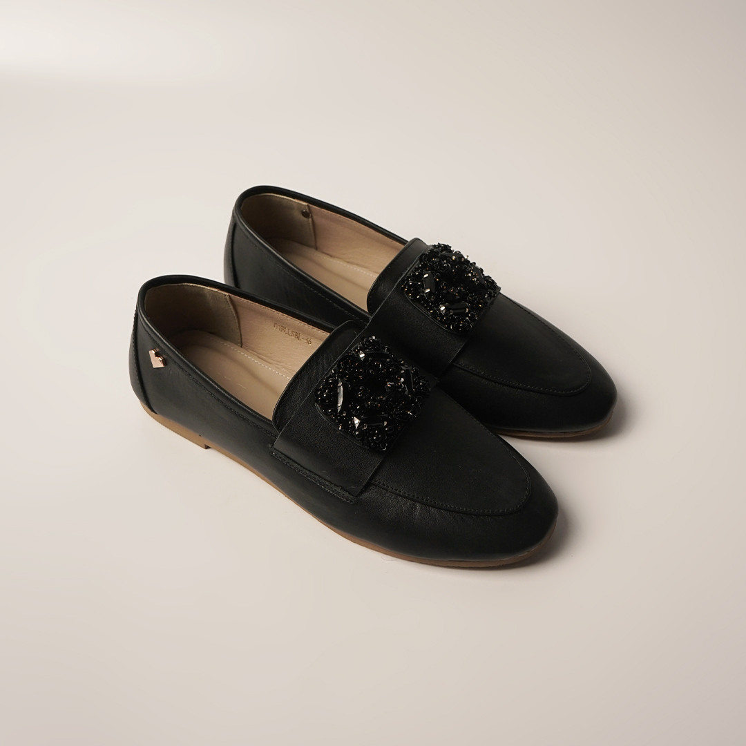 Lisa Black | IDR 1.150.000 | PVRA